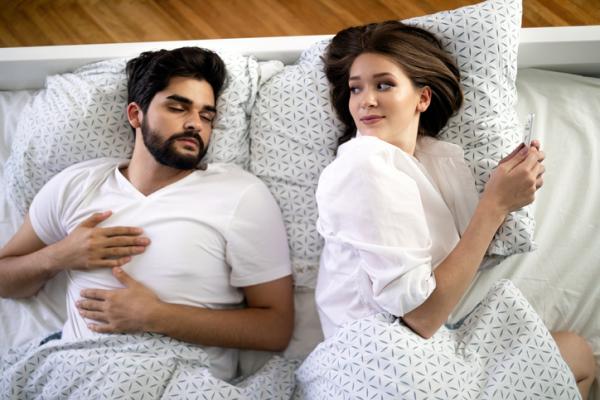 Hablar dormido, ¿por qué ocurre?