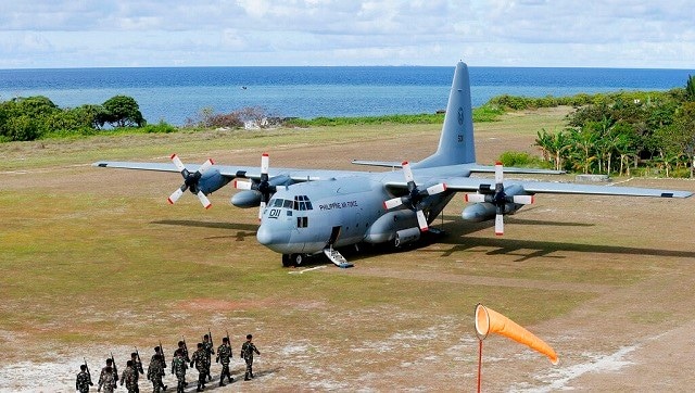 At least 31 dead, 50 rescued after Philippine military plane with 92 onboard crashes in Sulu province