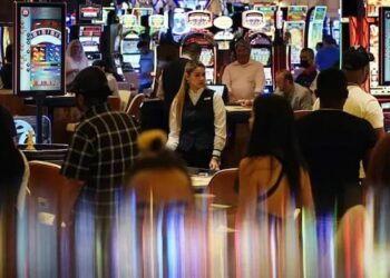 As Las Vegas reopens casinos for tourists, COVID-19 hospitalisations spike in Nevada