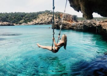 Balearic Islands move to amber list throwing travel trade into chaos