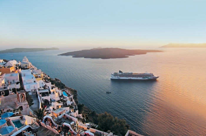 Norwegian Cruise Line returns to operation in Greece