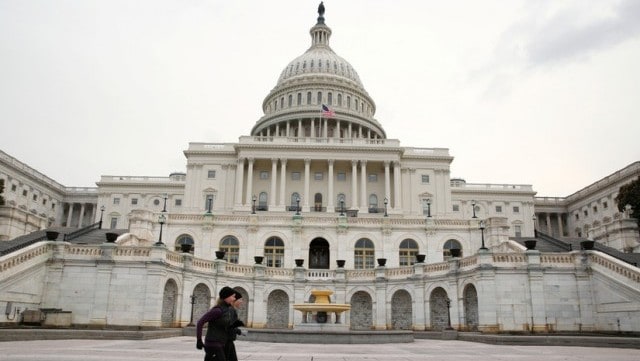 US lawmakers introduce bill to end programme allowing foreign students to stay after studies