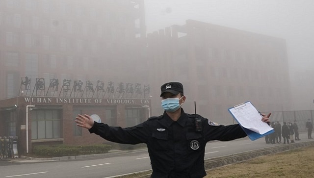 Wuhan de China, epicentro del brote de COVID, pondrá a prueba a todos los residentes después de que surjan nuevos casos