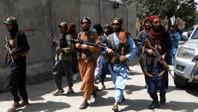 Afganistán: el jefe de la facción talibán se reúne con Hamid Karzai en Kabul;  un muerto, varios heridos después de que la protesta se tornó violenta en Jalalabad