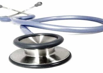 Centre reserves 27% seats for OBCs, 10% for EWS in medical schools even as Constitution Bench examines 103rd Constitutional Amendment Act