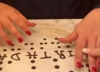 London restaurant surprises visually-impaired woman with Braille birthday message; watch heartwarming video here