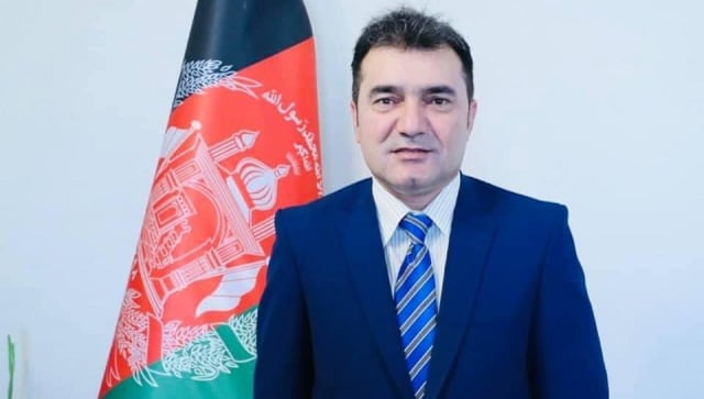 Los talibanes afganos matan al jefe del departamento de medios del gobierno, dice que fue 