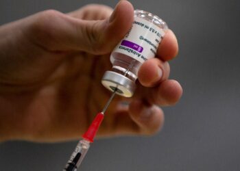 Several nations will begin to administer COVID-19 booster shots from September to people with health issues