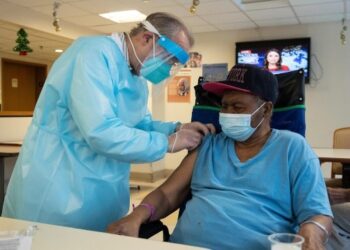 Vaxxed to the max: Man gets two vaccine doses within minutes in Dakshina Kannada district