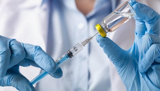 La nueva vacuna contra el VPH es 'neutral en cuanto al género': un oncoligista explica lo que significa