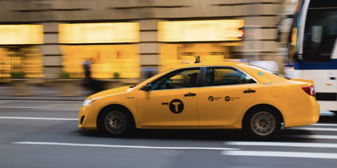 taxi amarillo