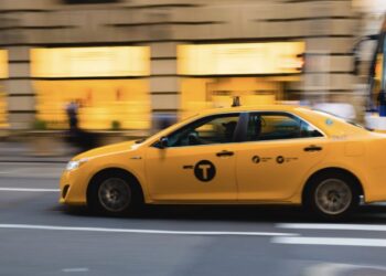 taxi amarillo