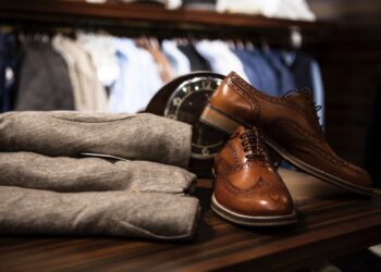 zapatos y productos de moda