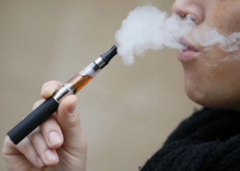 Los cigarrillos electrónicos casi duplican el riesgo de infarto de miocardio