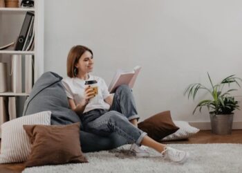 ¿Cómo elegir una estantería para casa?