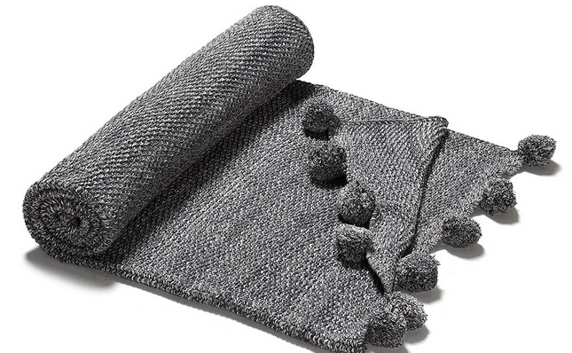 La manta de algodón: es la más caliente para el sofá