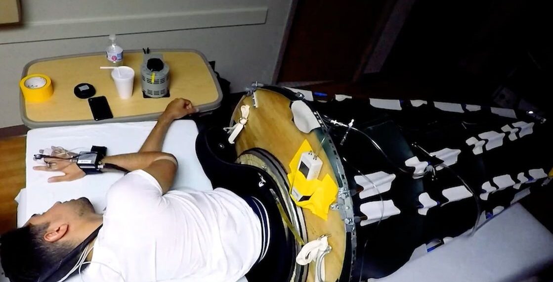 Crean una bolsa espacial para que los astronautas puedan cuidar la vista