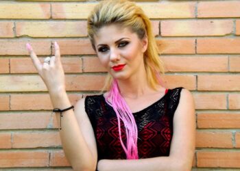 chica rubia