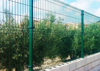 valla metalica para jardin
