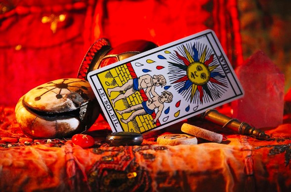 Tarot