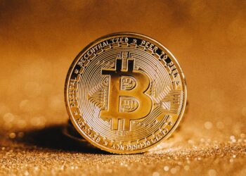 Millonarios de Coinbase siguen comprando Bitcoin
