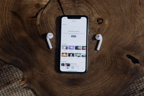 Los avances de la tecnología hacen que los audífonos sean más cómodos y se consiga un óptimo sonido