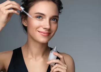 ¿Qué es el sérum facial y cuáles son sus beneficios?