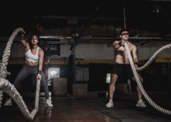 Practicar ciclismo y crossfit ayudan a estar en forma e integralmente saludables