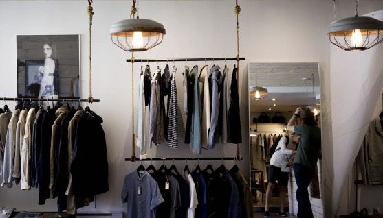 Entiende cómo funciona el sistema de ropa de segunda mano