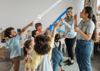 Cómo enseñar a los niños a reconocer emociones con juegos divertidos