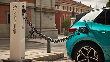 ¿Automóviles eléctricos para cuidar el planeta?
