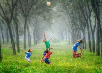 Juegos para enseñar el valor de la comunidad y el compartir