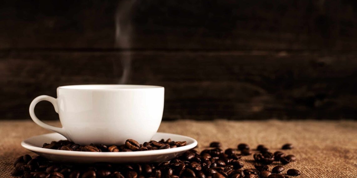 ¿Quieres reducir tu consumo de cafeína? Aquí te decimos cómo hacerlo