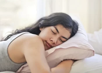 Mejores Posturas para Dormir y Despertar Renovado Cada Día