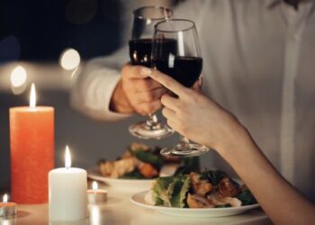 Cómo planificar una cena inolvidable: ideas gastronómicas para sorprender a tus invitados