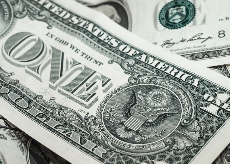 Dólar