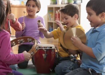 ¿Cómo las canciones y rimas pueden ayudar a los niños a aprender el lenguaje?