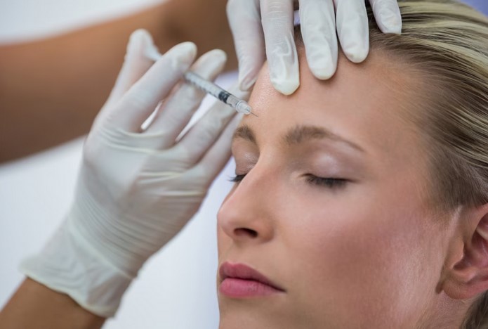 Descubre cómo puedes rejuvenecer tu rostro con tratamientos de botox