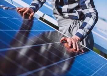 Motivos para instalar placas solares en comunidades de vecinos