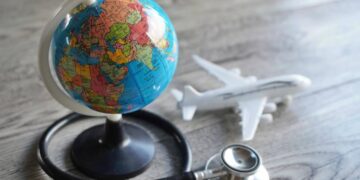 La Guía Definitiva de Turismo Médico en Colombia: ¿Cómo garantizar precios transparentes y certificación profesional?